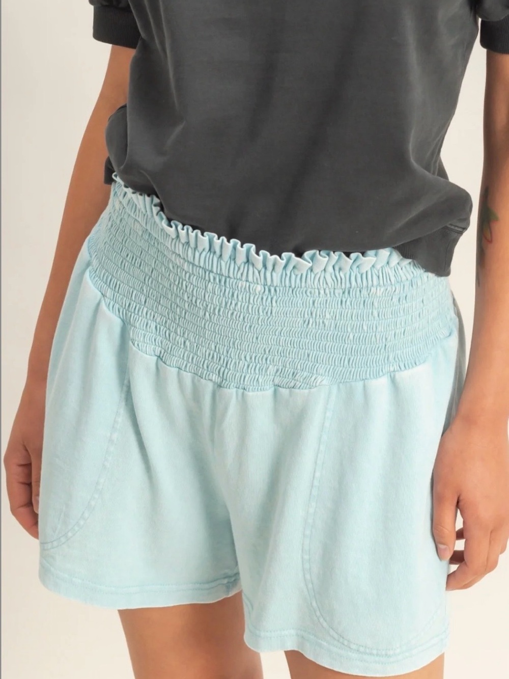 Double Zero Size Small Smocked Waist Light Blue High-Rise Shorts NWOT